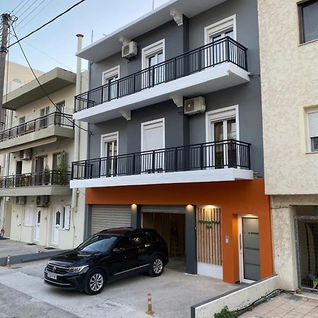 Midway Point Apts Iraklio Exterior foto